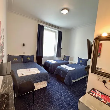 Jubilee Hotel Victoria London Exterior photo