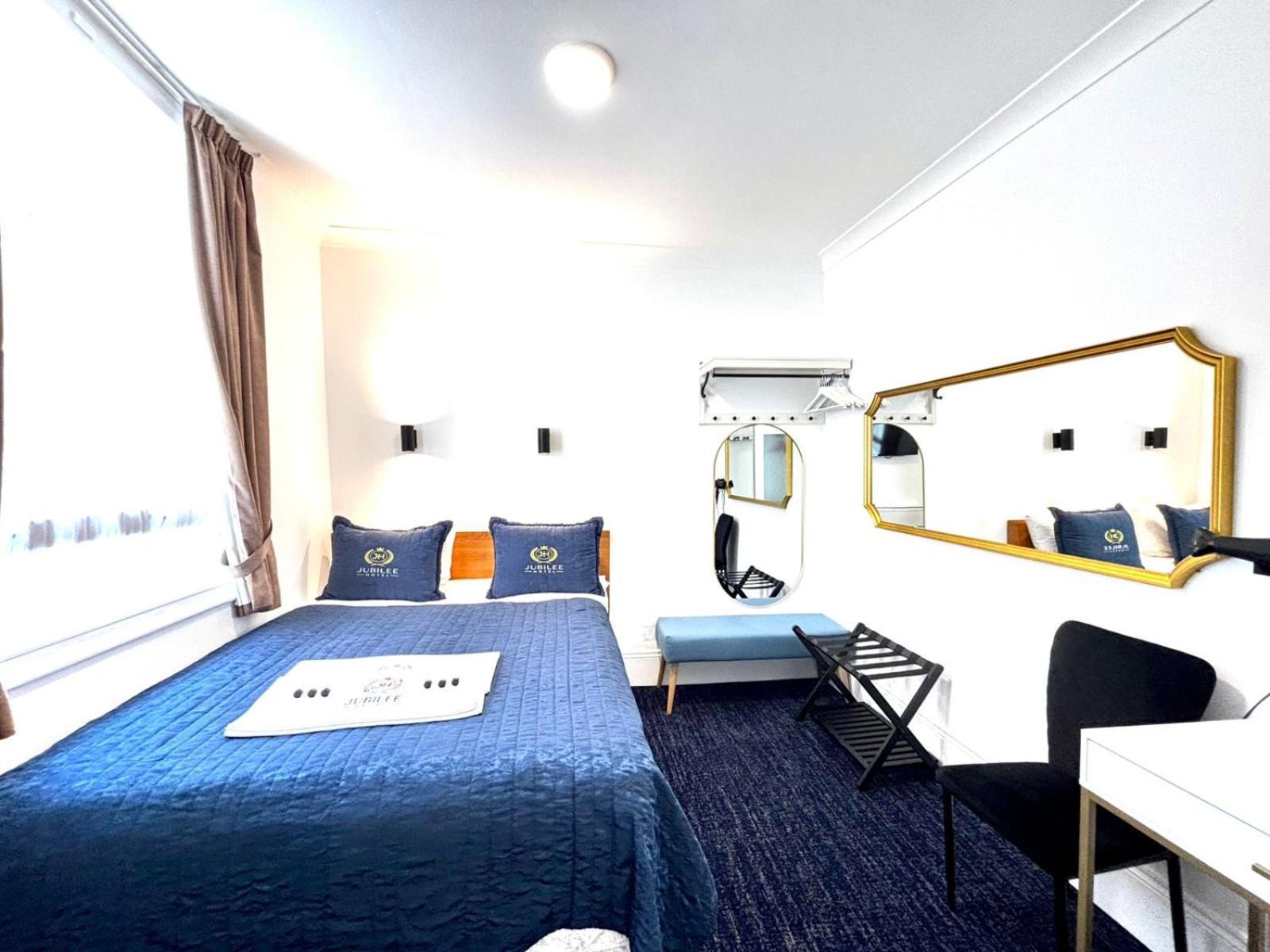 Jubilee Victoria 3*
